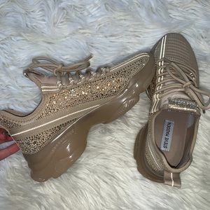 NEW Steve Madden Maxima